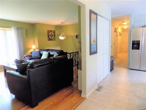 946 Brookvale Ter, Ballwin, MO 63021 photo 14