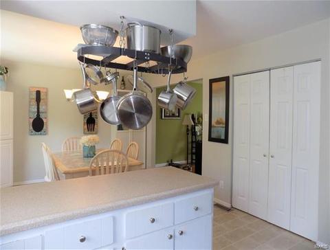 946 Brookvale Ter, Ballwin, MO 63021 photo 12
