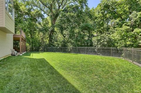 1531 Carman Valley Dr, Ballwin, MO 63021 photo 25