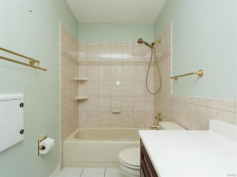 817 Clintwoode, Ballwin, MO 63021 photo 36