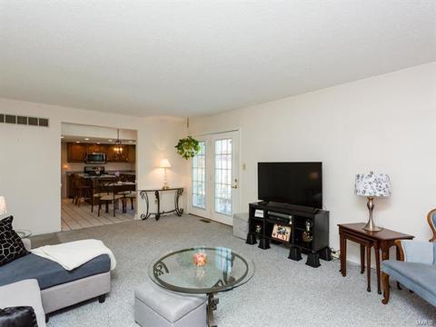 817 Clintwoode, Ballwin, MO 63021 photo 10