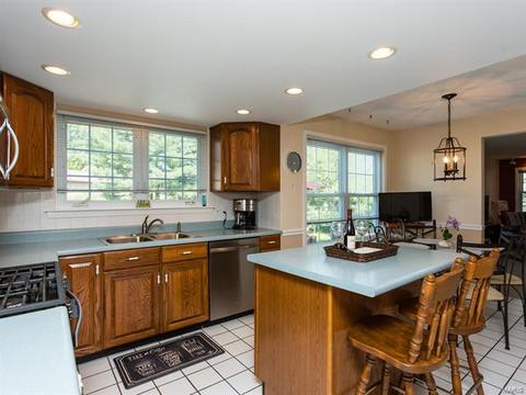 817 Clintwoode, Ballwin, MO 63021 photo 16