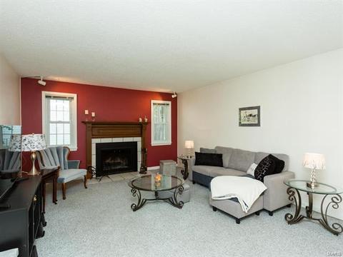 817 Clintwoode, Ballwin, MO 63021 photo 8