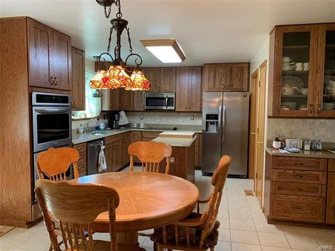 16 Moonstone Ct, O'fallon, MO 63366 photo 5