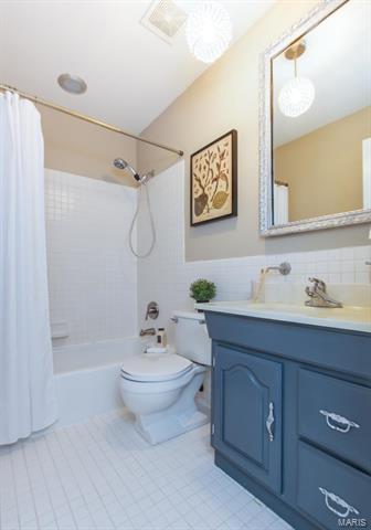 8 Nicolet Dr, Manchester, MO 63011 photo 10