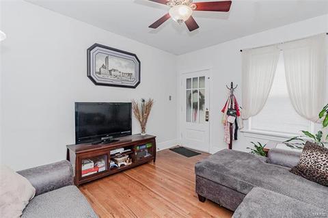 5213 Gresham Ave, Saint Louis, MO 63109 photo 12