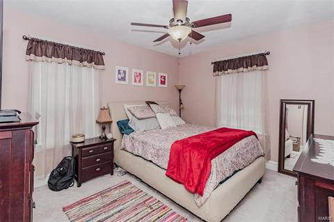 5213 Gresham Ave, Saint Louis, MO 63109 photo 7