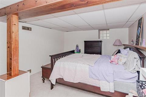 5213 Gresham Ave, Saint Louis, MO 63109 photo 17