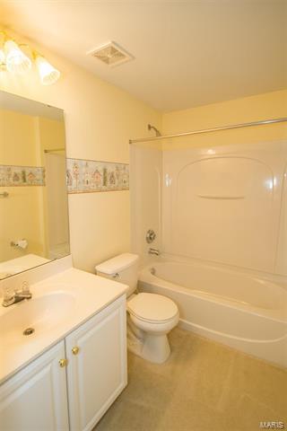 16053 Kerryton Place Dr, Ballwin, MO 63021 photo 26