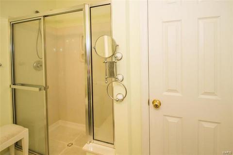 16053 Kerryton Place Dr, Ballwin, MO 63021 photo 20