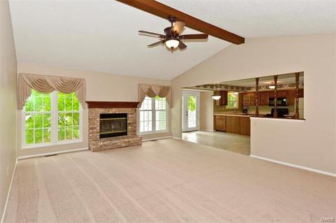15 Dunmore Cir, O'fallon, MO 63368 photo 4
