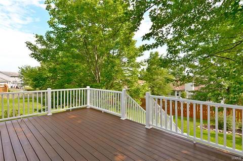 15 Dunmore Cir, O'fallon, MO 63368 photo 2