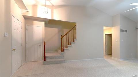 2 Carriage Creek Ct, Ballwin, MO 63021 photo 6