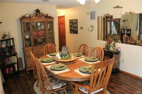 911 Parkway, Ballwin, MO 63011 photo 6