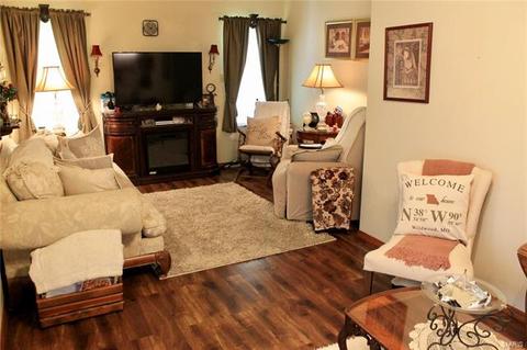 911 Parkway, Ballwin, MO 63011 photo 22