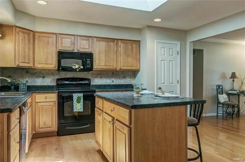 1017 Mallow Dr, Ellisville, MO 63011 photo 12