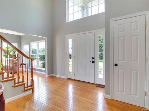 248 E Governor, Saint Charles, MO 63301 photo 4