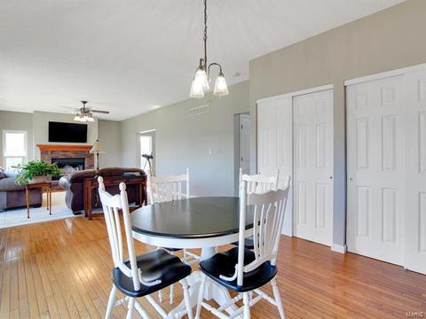 248 E Governor, Saint Charles, MO 63301 photo 14