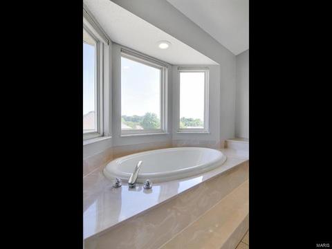 248 E Governor, Saint Charles, MO 63301 photo 23
