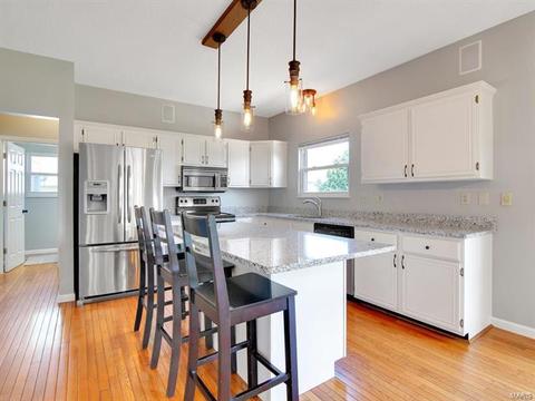 248 E Governor, Saint Charles, MO 63301 photo 17