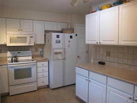 749 Woodrun Dr, Ballwin, MO 63021 photo 14