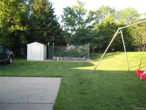 749 Woodrun Dr, Ballwin, MO 63021 photo 31