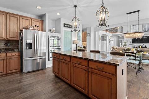 230 Irish Hound Dr, O'fallon, MO 63368 photo 11