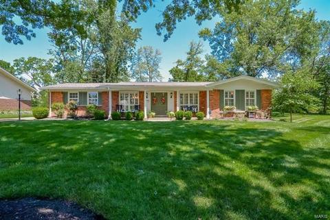 7 Sunnybrae Ct, Ballwin, MO 63011 photo 1