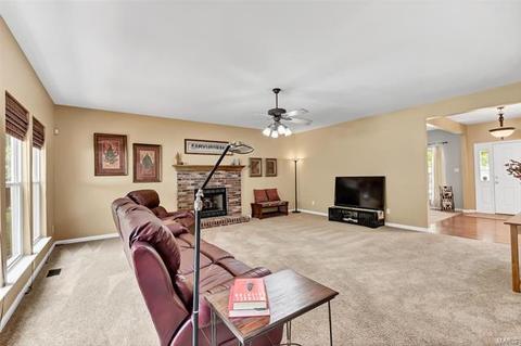 1511 Buckhurst Ct, Ballwin, MO 63021 photo 9