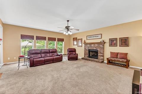 1511 Buckhurst Ct, Ballwin, MO 63021 photo 8