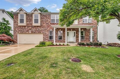 1511 Buckhurst Ct, Ballwin, MO 63021 photo 2