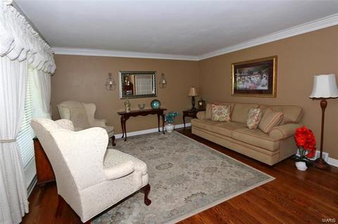 818 Crestland, Ballwin, MO 63011 photo 10