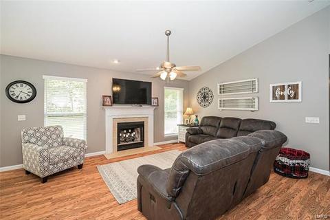 7319 Cinnamon Teal Dr, O'fallon, MO 63368 photo 3
