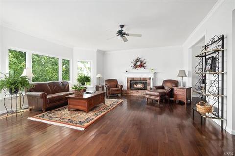 920 Crown Pointe Estates Dr, Wildwood, MO 63021 photo 9