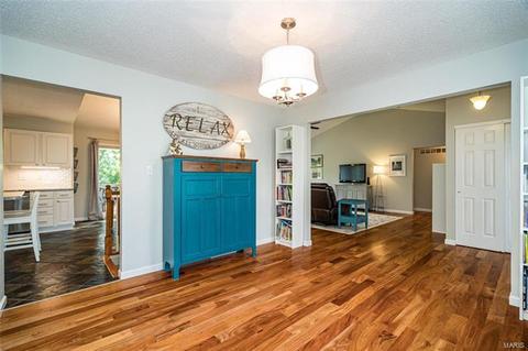 10 Mccluer Ct, O'fallon, MO 63368 photo 6