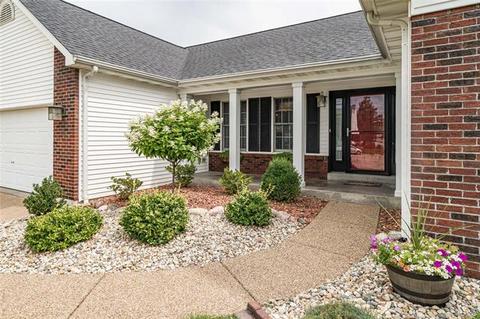 10 Mccluer Ct, O'fallon, MO 63368 photo 2