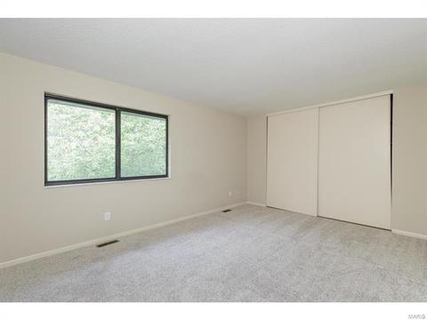 601 Painted Vis, Ballwin, MO 63021 photo 19