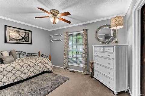 102 Hollyleaf Dr, Ballwin, MO 63021 photo 23