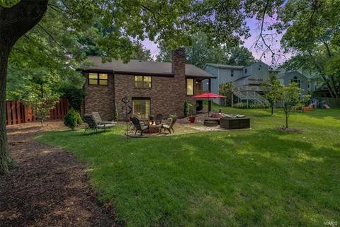 102 Hollyleaf Dr, Ballwin, MO 63021 photo 7