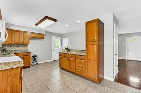 13 Green Oak Ct, O'fallon, MO 63366 photo 17