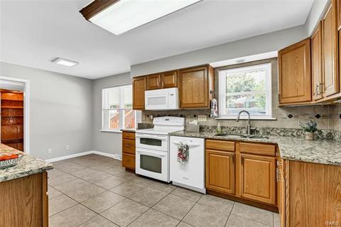 13 Green Oak Ct, O'fallon, MO 63366 photo 18
