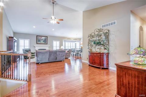 75 Moss Glen Ct, O'fallon, MO 63368 photo 9