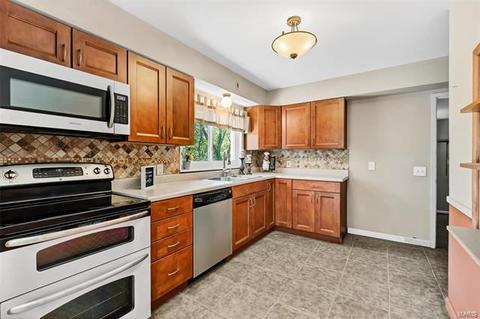 22 Alfresco Dr, Manchester, MO 63021 photo 10