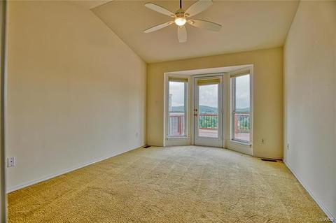 1212 Hunters Chase Dr, Eureka, MO 63025 photo 11