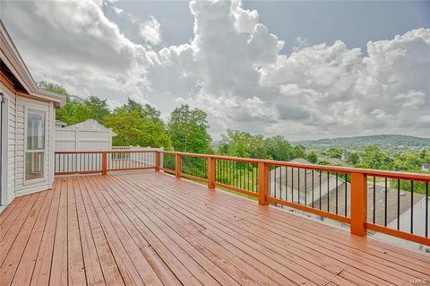 1212 Hunters Chase Dr, Eureka, MO 63025 photo 12