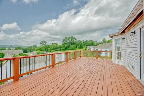 1212 Hunters Chase Dr, Eureka, MO 63025 photo 14
