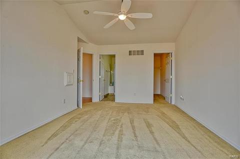 1212 Hunters Chase Dr, Eureka, MO 63025 photo 13