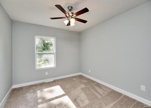 915 Parma, Ballwin, MO 63021 photo 24