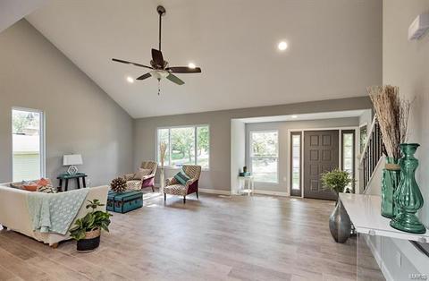 915 Parma, Ballwin, MO 63021 photo 3