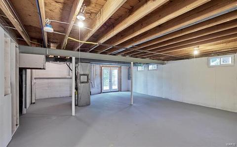 915 Parma, Ballwin, MO 63021 photo 31